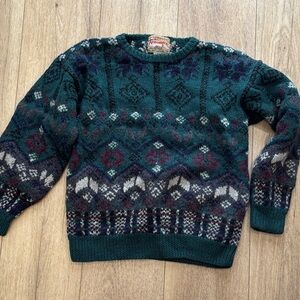 Vintage Hand Knit Adirondack Patterned Crewneck 100% Wool Sweater